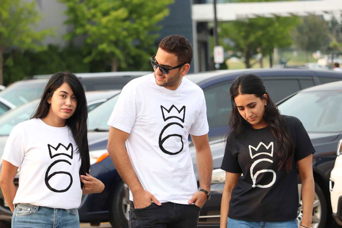 T-Shirt Crown On 6 - Black on White